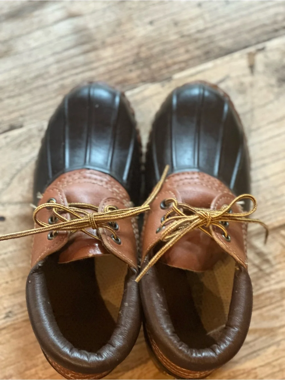 🦆Vintage  Preppy La Crosse Duck shoe size 7